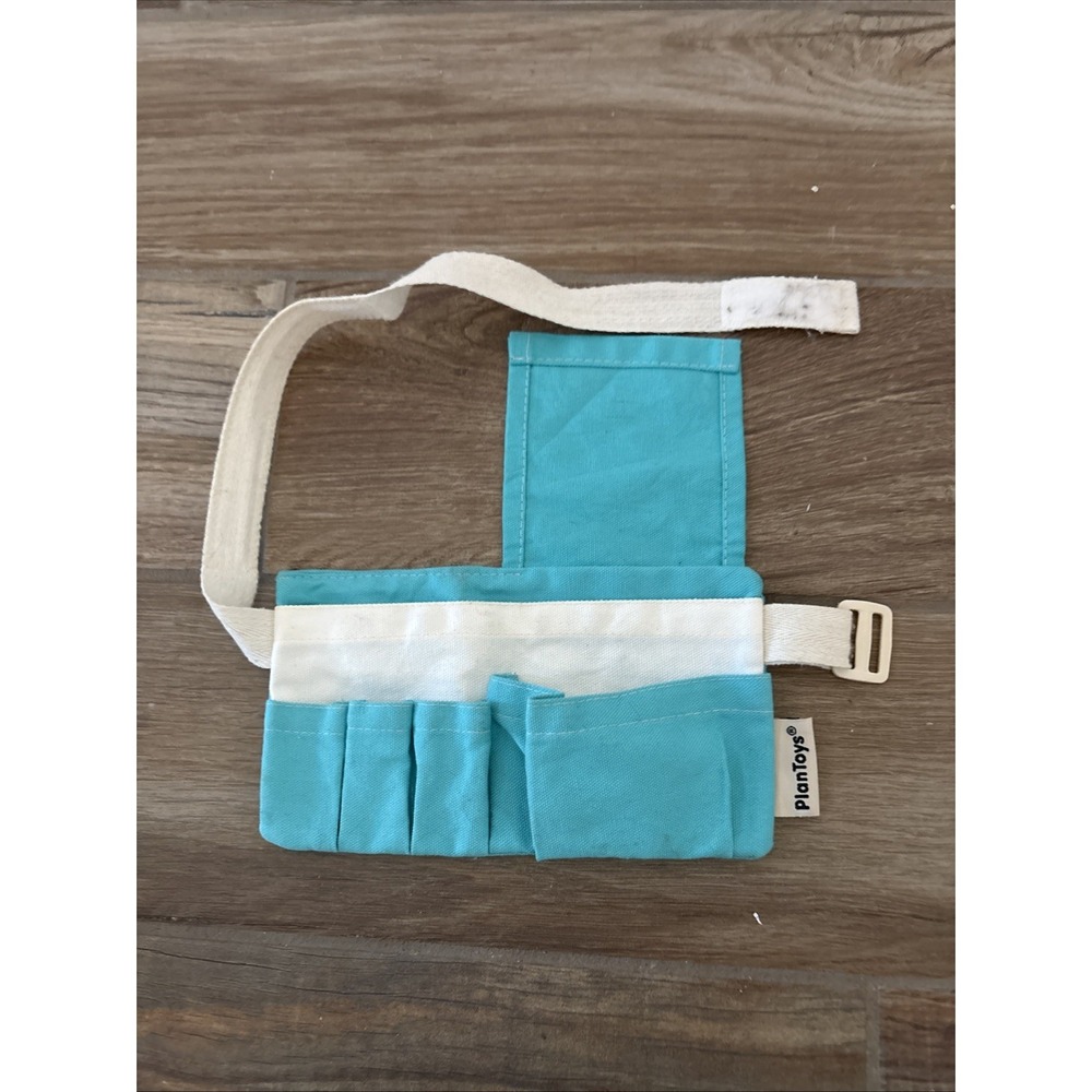 PlanToys Make Up Set Blue waist bag Used, No Makeup Toys